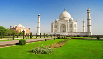 Taj Mahal e Mandalas: Uma Jornada Espiritual de Beleza e Simbolismo