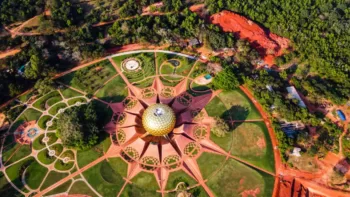 Auroville: Uma Comunidade Circular e Colaborativa, onde é Possível Viver Bem com Pouco.